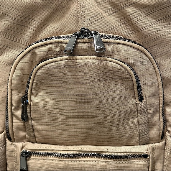 Lug Hatchback Infinity Collection Classic Tan Backpack - Picture 3 of 16